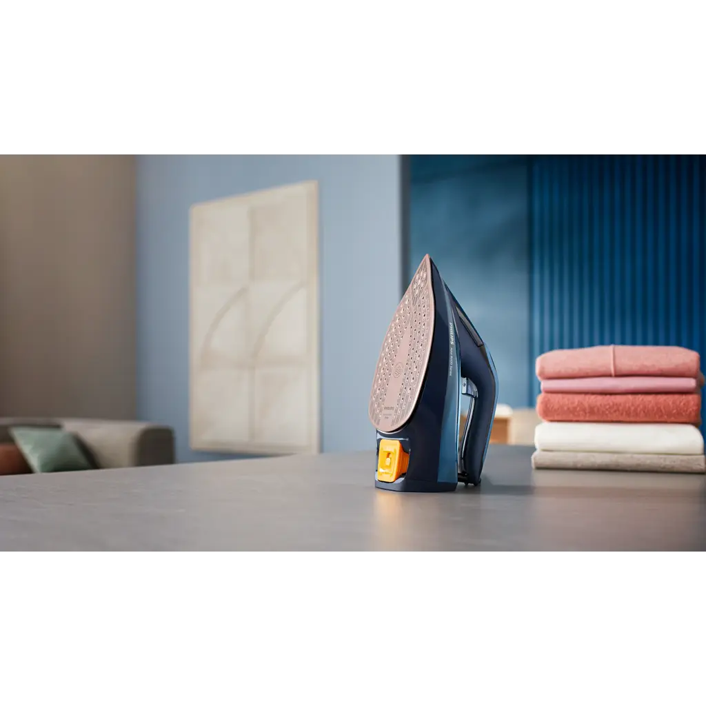 Azur 8000 Series Steam Iron | Home Life Products | Philips