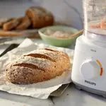 Product in Use Photo Philips Daily Collection Compact Food Processor Product in Use Photo Philips Daily Collection Compact Food Processor