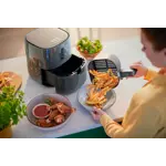 Product in Use Photo Philips Essential Airfryer HD9200_60 Product in Use Photo Philips Essential Airfryer HD9200_60