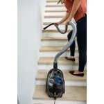 Product in Use Photo Philips PowerPro Expert Bagless vacuum cleaner FC9741_09