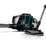 Product in Use Photo Philips PowerPro Expert Bagless vacuum cleaner FC9744_09