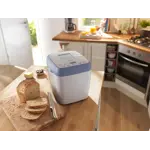 Main in-use photograph Philips Viva Collection Bread maker HD9020_40