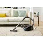 Main in-use photograph Philips 2000 Series Bagged vacuum cleaner