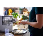 Product in Use Photo Philips Viva Collection Pasta and noodle maker HR2345_19