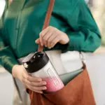KA_2025_HR2670_00_F7_On-the-go tumbler_1x1 KA_2025_HR2670_00_F7_On-the-go tumbler_1x1
