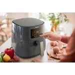 Product in Use Photo Philips Essential Airfryer XL HD9270_60 Product in Use Photo Philips Essential Airfryer XL HD9270_60