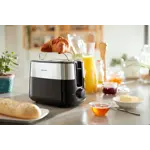 Product in Use Photo Philips Daily Collection Toaster HD2516_90 Product in Use Photo Philips Daily Collection Toaster HD2516_90