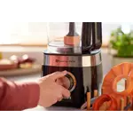 Product in Use Photo Philips Viva Collection Compact Food Processor