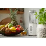 Product in Use Photo Philips Daily Collection Mini blender
