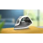 GC_2024_Steam_Iron_CO_PIS_1_DST2020_8X_AlpineWhite_CoalBlack_RGB_16x9_V0.tif