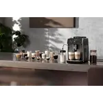 Main in-use photograph Philips GranAroma Fully automatic espresso machine SM6582_10