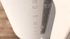 Wasserstand mit Tassenanzeige