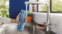 De Philips OneUp Elektrische Dweil is waterbesparend