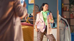 Refresh and remove odours