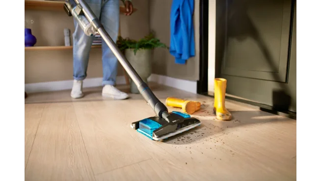 Nat schoonmaken, zowel voor- als achteruit