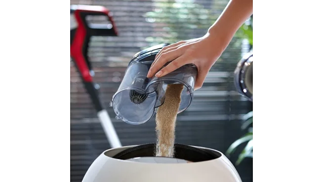 Hygienic emptying