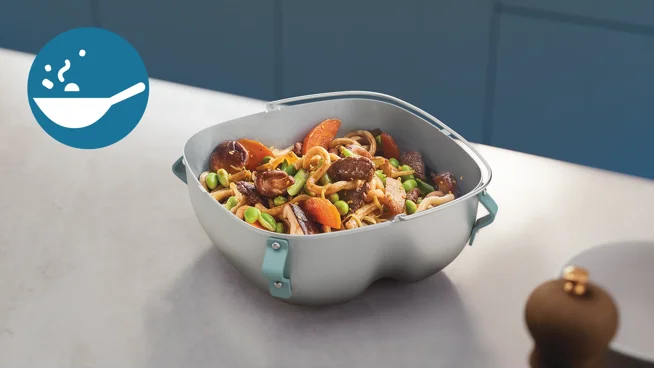 Stir-fry pan