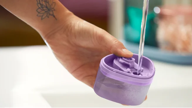 Rezervor de apă detaşabil de 100 ml
