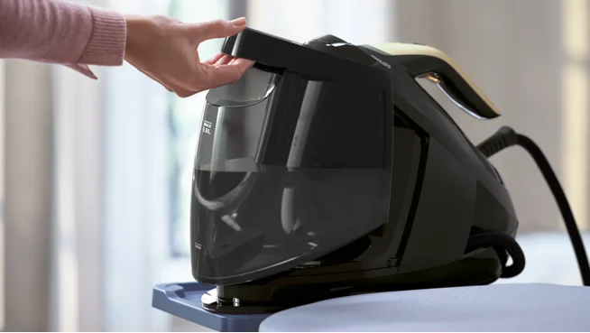 1.8&nbsp;L detachable water tank