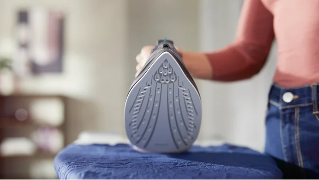 Ceramic soleplate